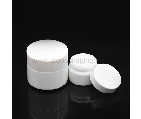 Cosmetic Packaging and Cosmetic Containers